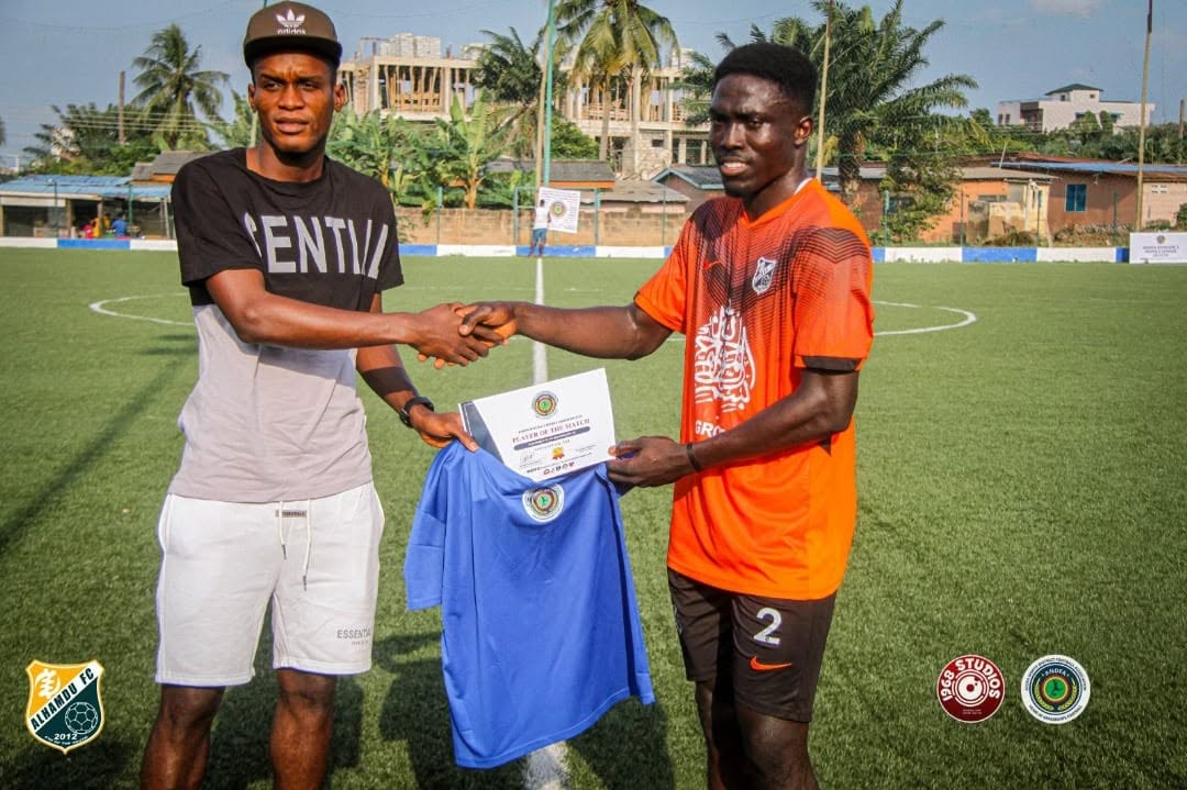 Daniel Agyekum receiving Man of the Match award